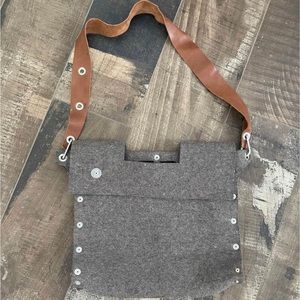 Carga Felt 02 - Briefcase / Messenger Bag